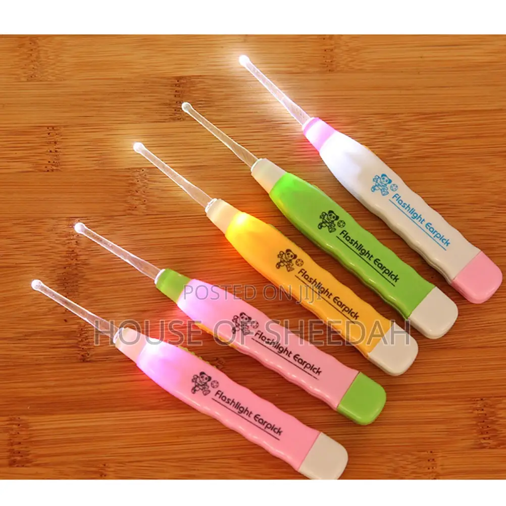Flashlight Earpick Earwax Remover / Ear Wax Cleaner