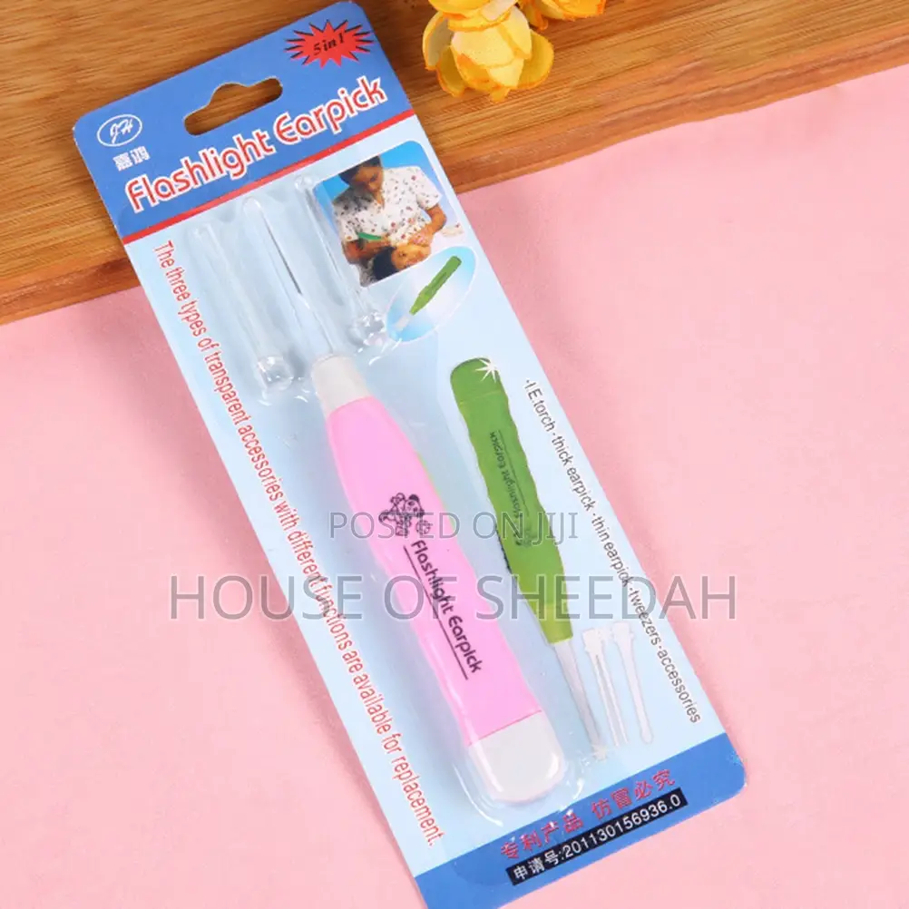 Flashlight Earpick Earwax Remover / Ear Wax Cleaner