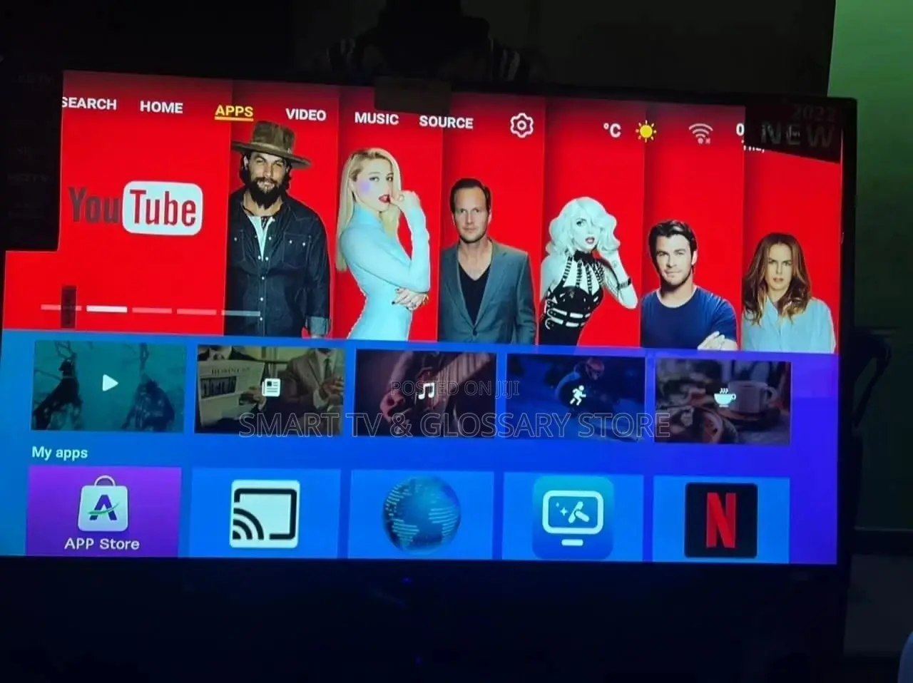 LG Smart TV Android 65 " With Netflix Facebook Youtube