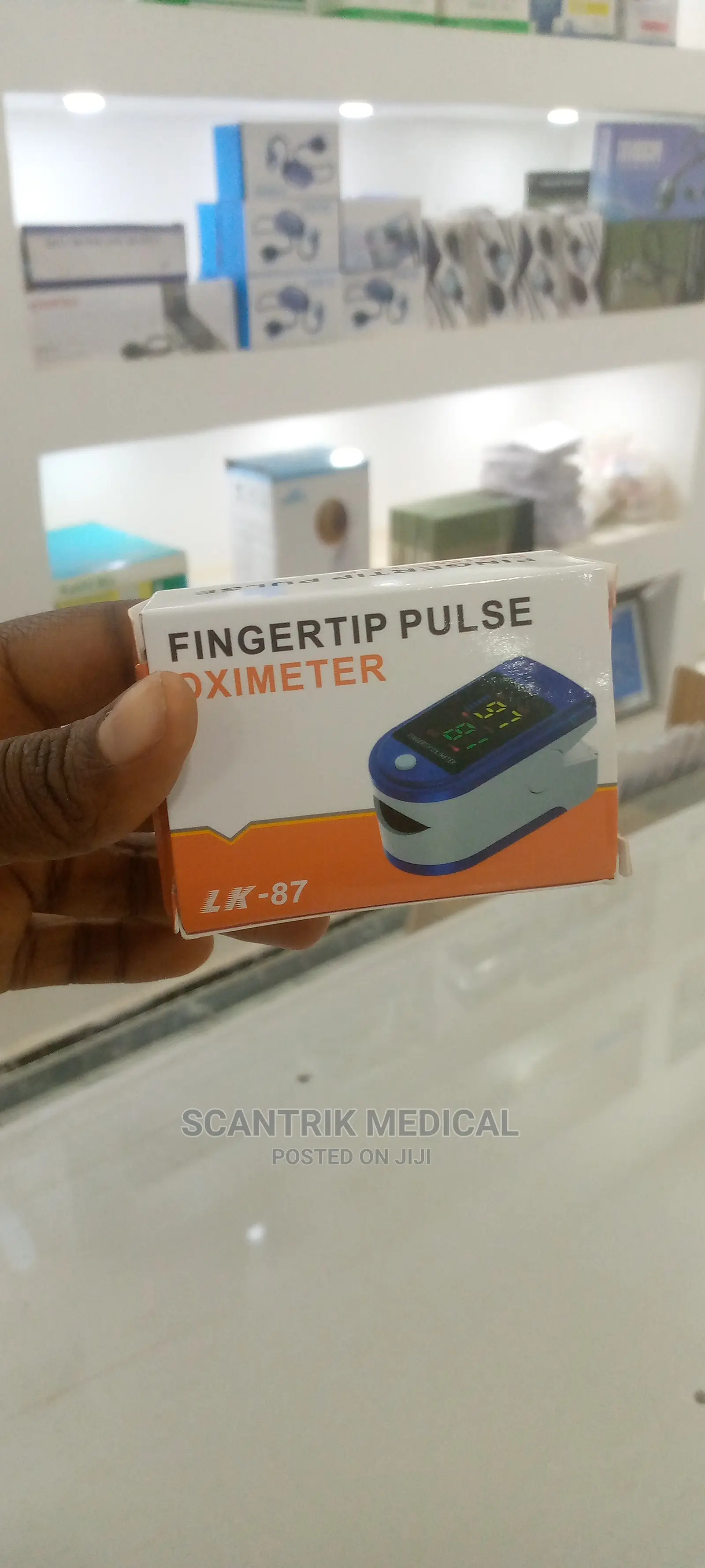 Fingertip-Pulse Oximeter Blood Oxygen Meter SPO2
