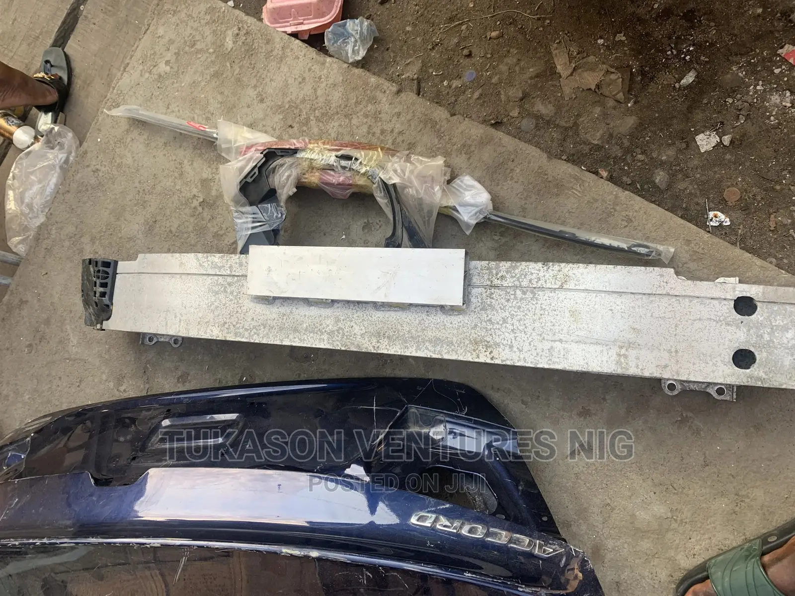 Back Bumper Iron 2019 Honda Accord