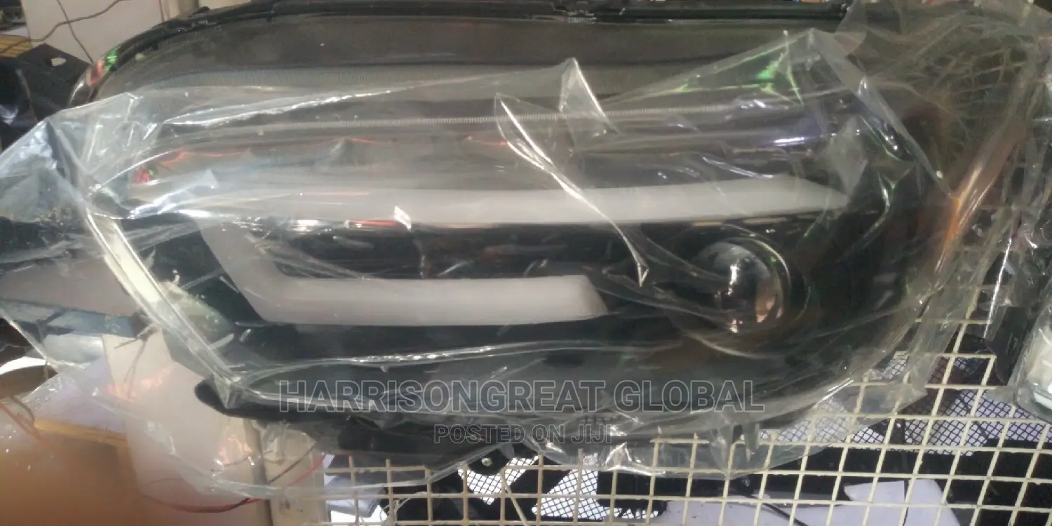Yahoo Toyota Tacoma Head Lamp 2018 Model