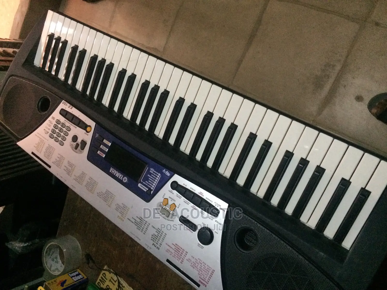 Yamaha EZ 150 Portable Keyboard With Adaptor
