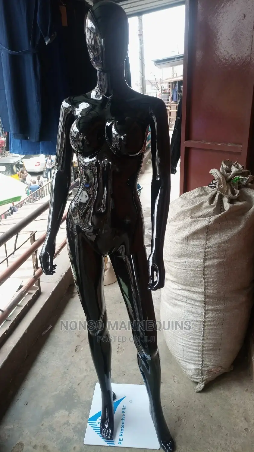 Size 8 Body Glossy Black Female With Big Breast