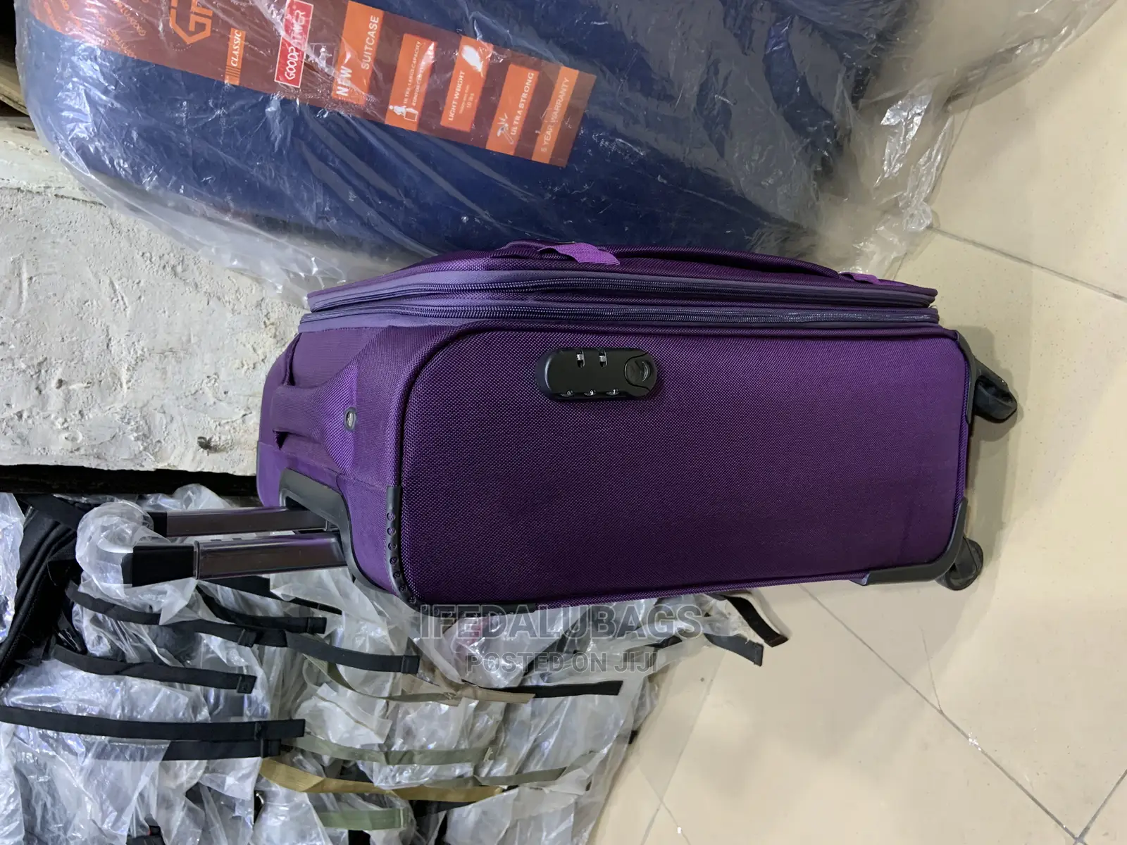 Small Size Durable Traveling Luggage