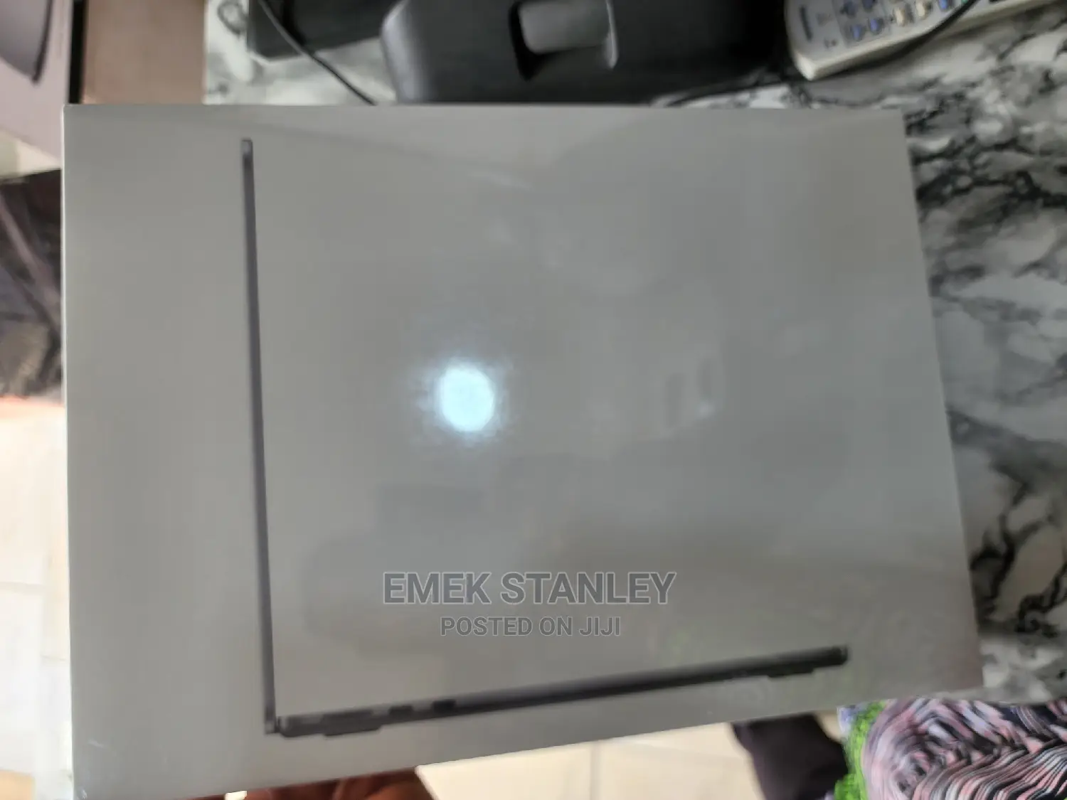 New Laptop Apple MacBook Air 2022 M2 8GB Apple M2 SSD 256GB
