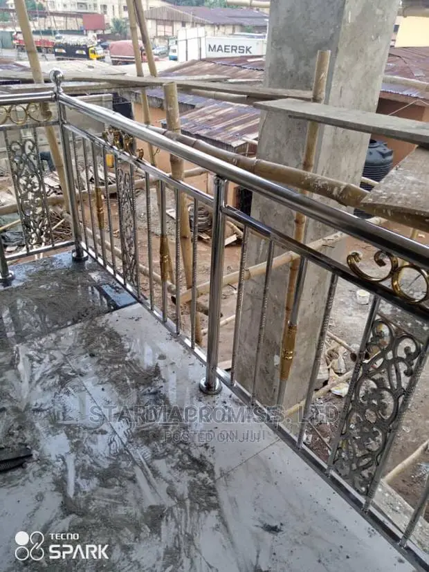 Balcony Glass Railings at Rs /Running Meter | Stainless
