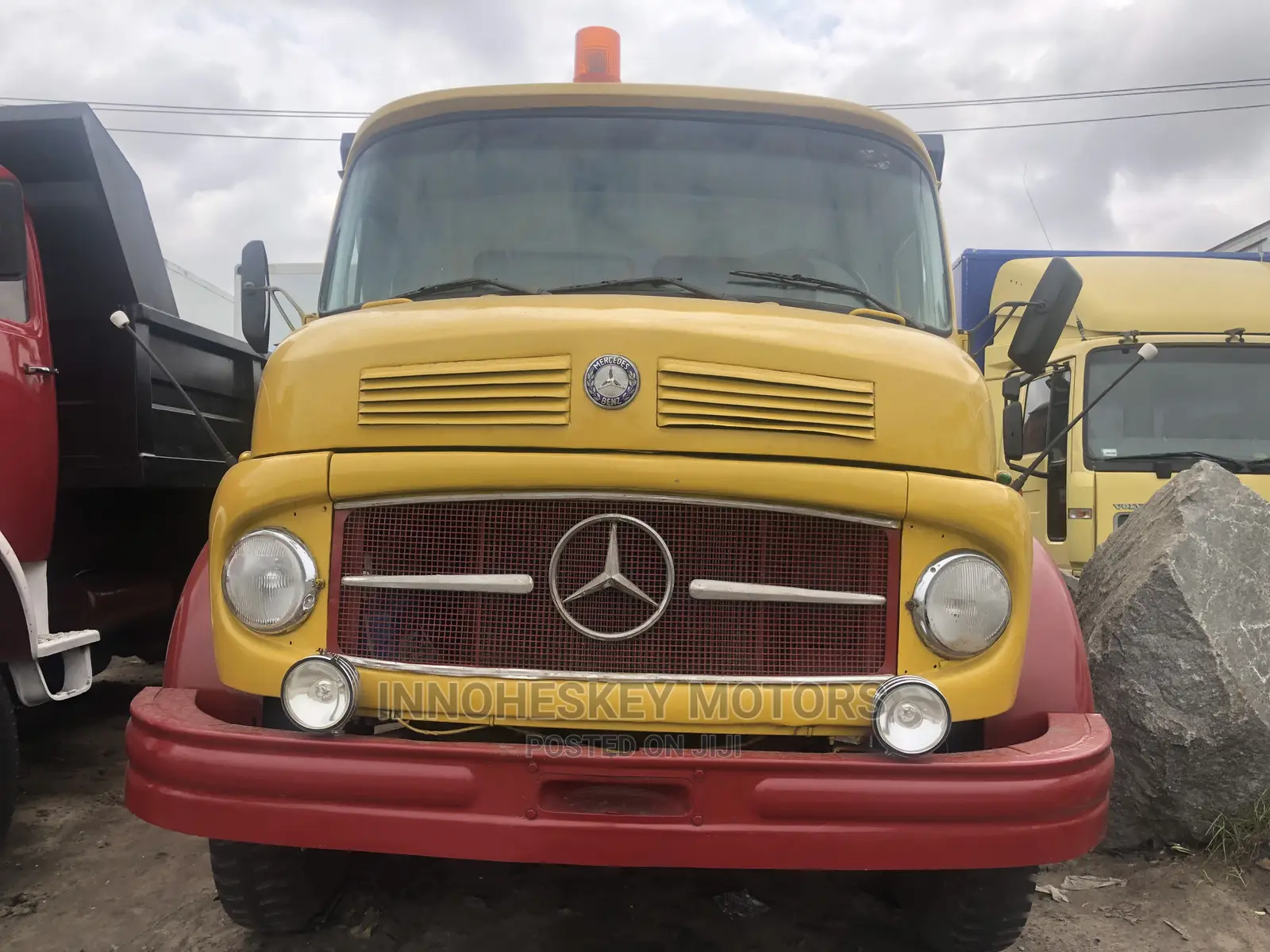 Mercedes Tipper