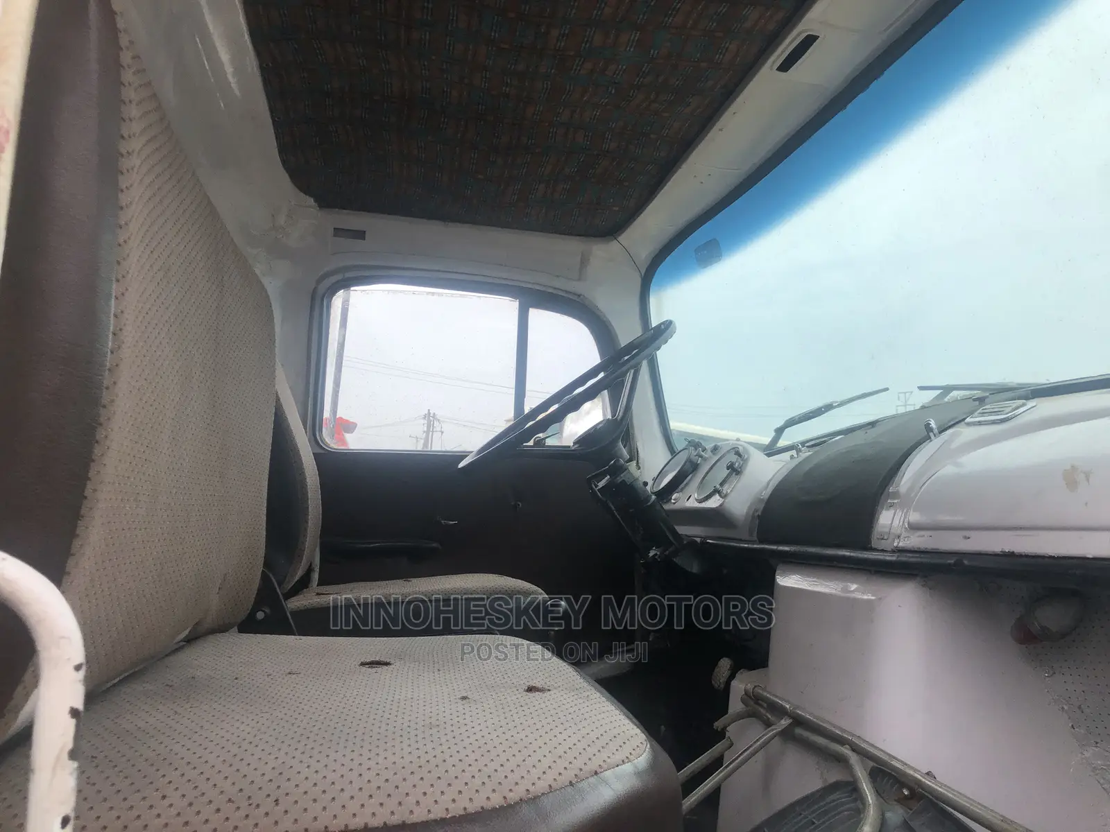Mercedes Tipper