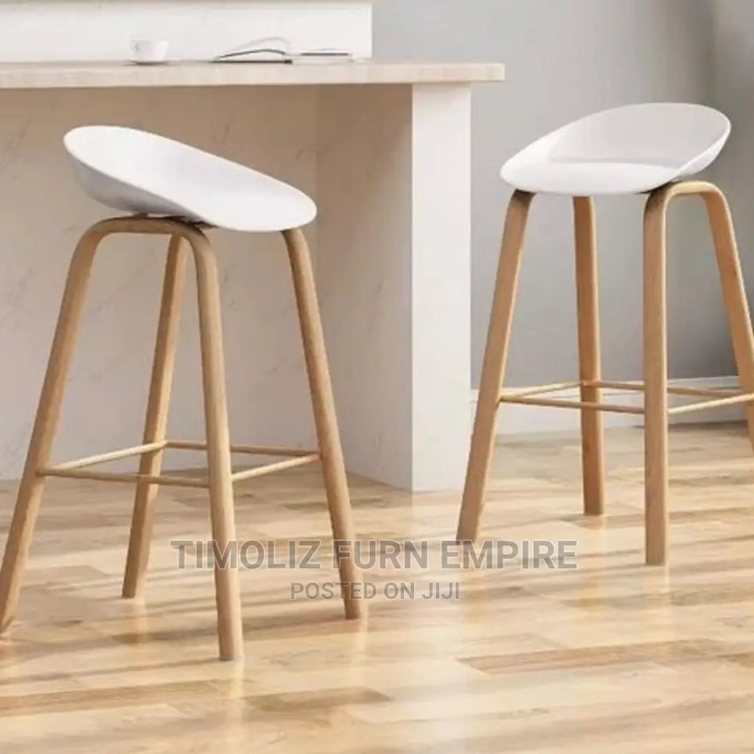 High Classic Bar Stool Chair