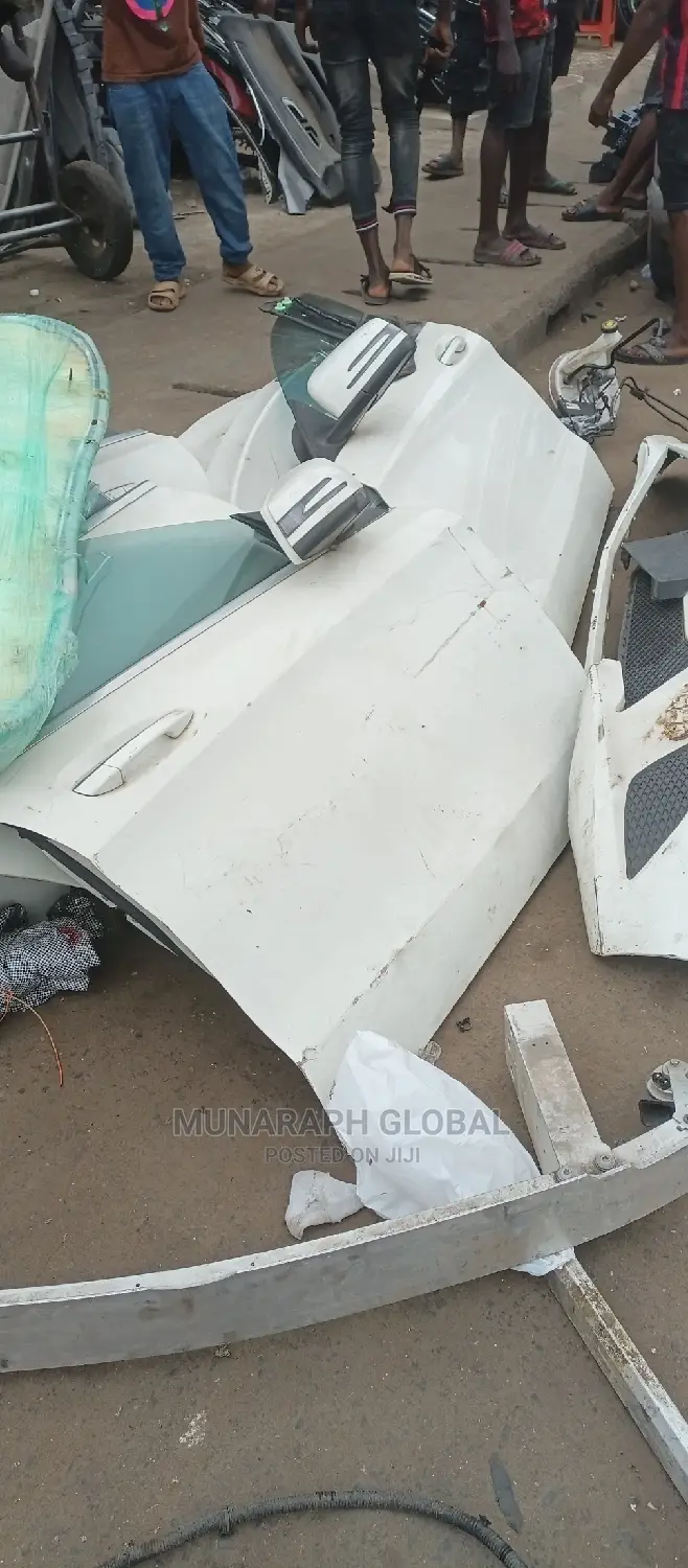 Mercedes Benz Cla 250 Door.