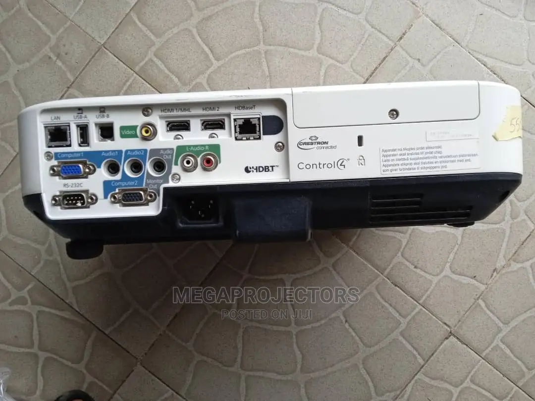 Epson Projector 5500 Lumens