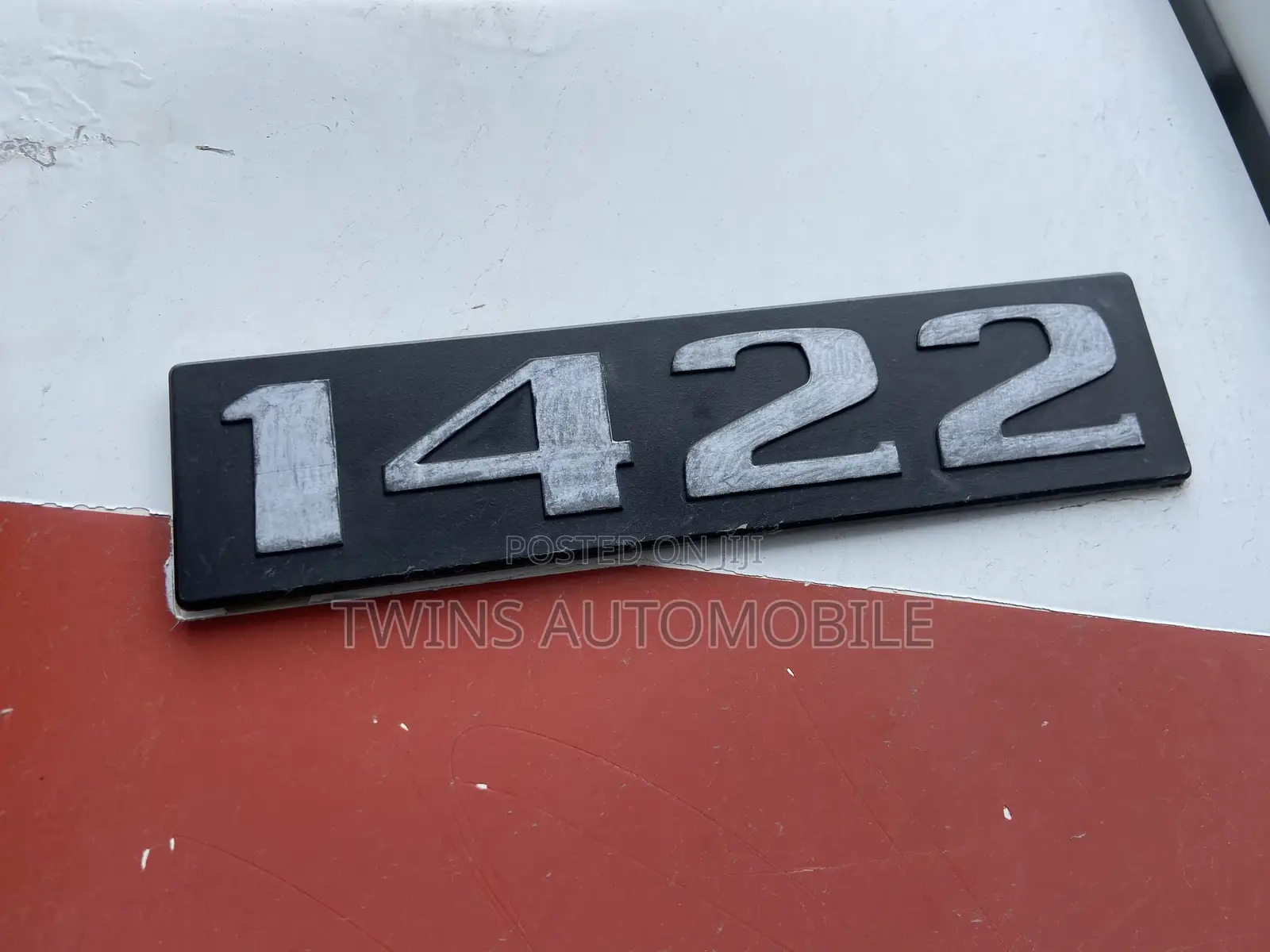 Mercedes-Benz 1422 10 Bolts