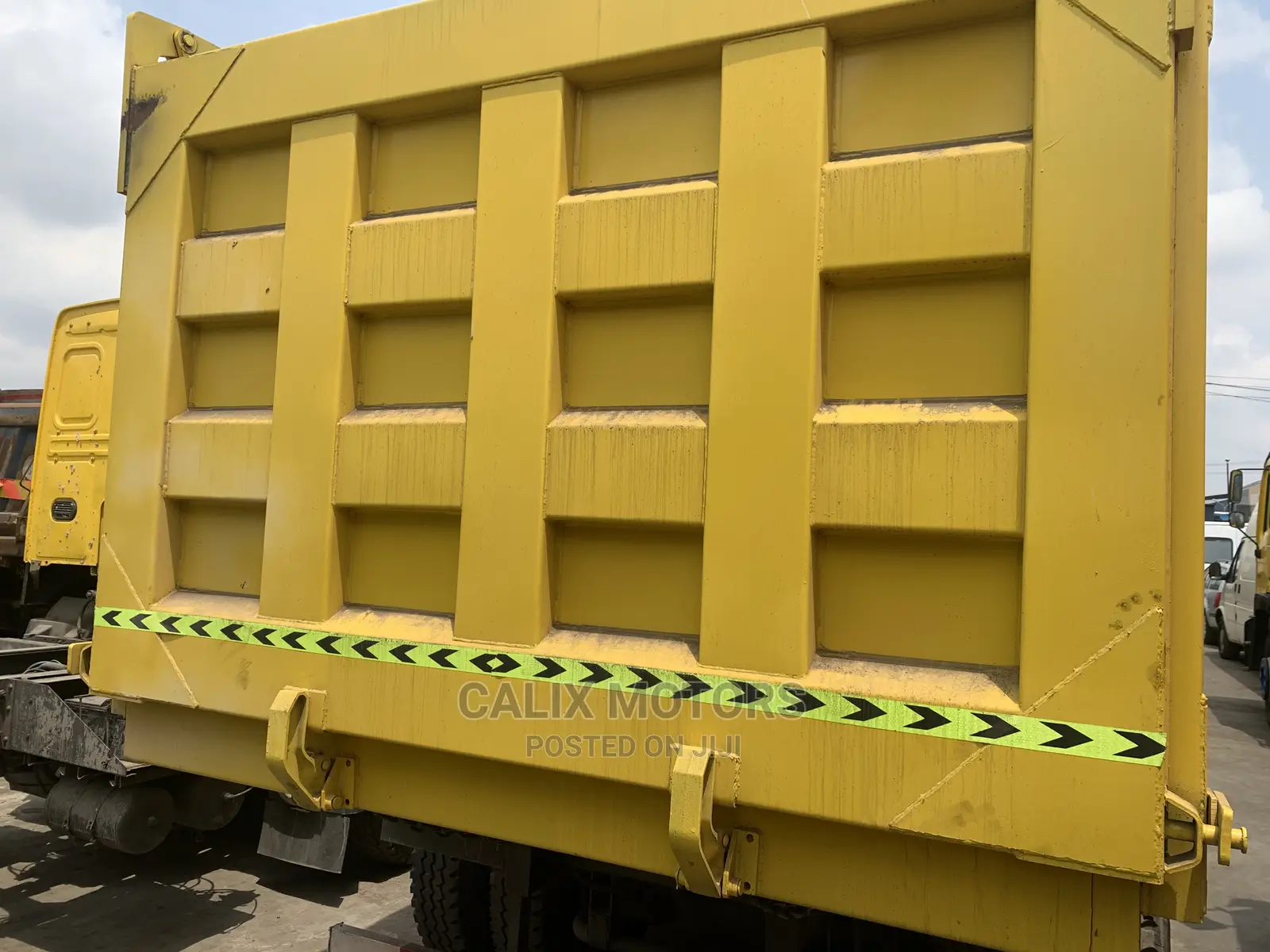 Foreign Used CNHTC Howo Truck