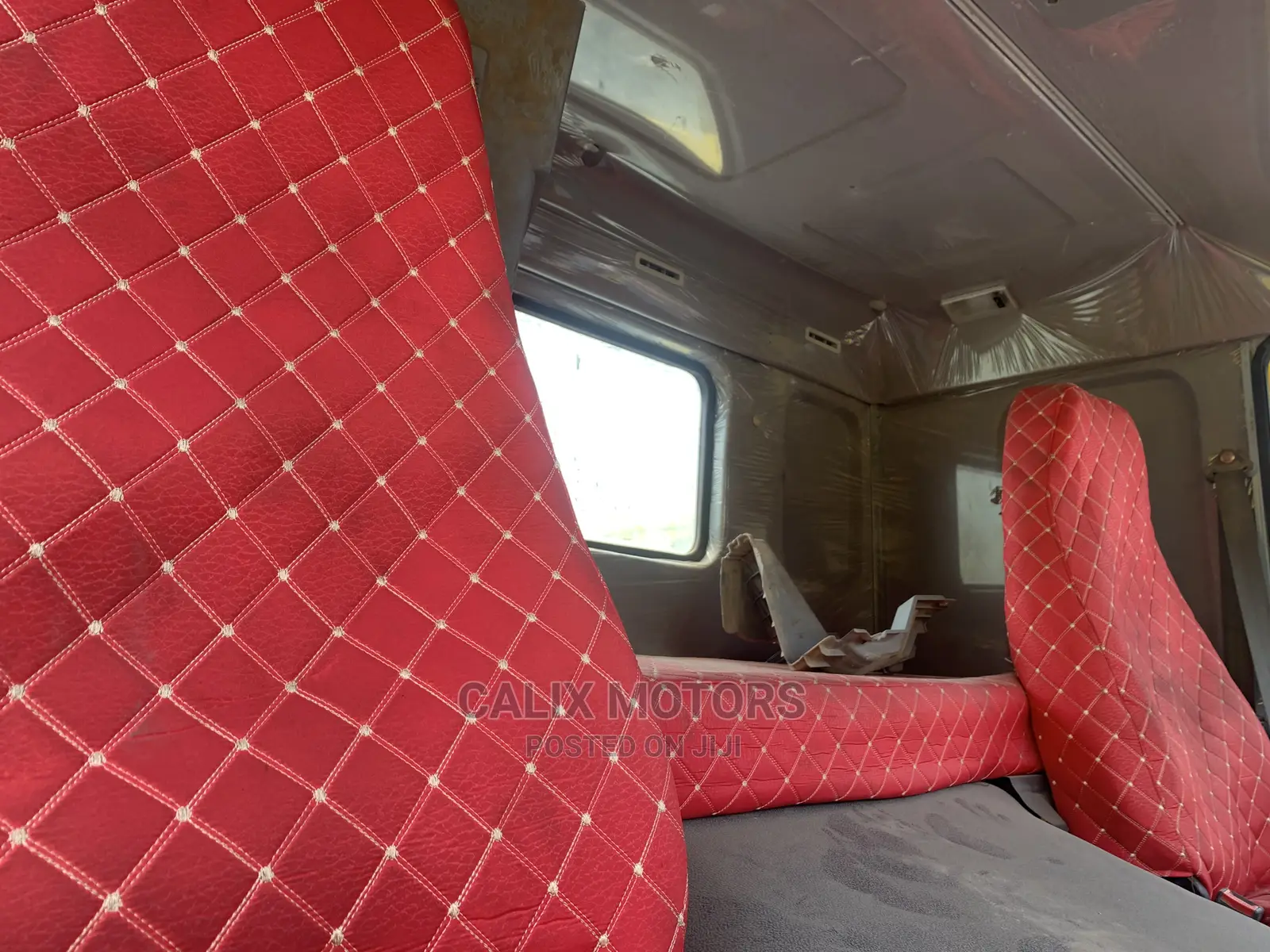 Clean Foreign Used CNHTC Howo Truck