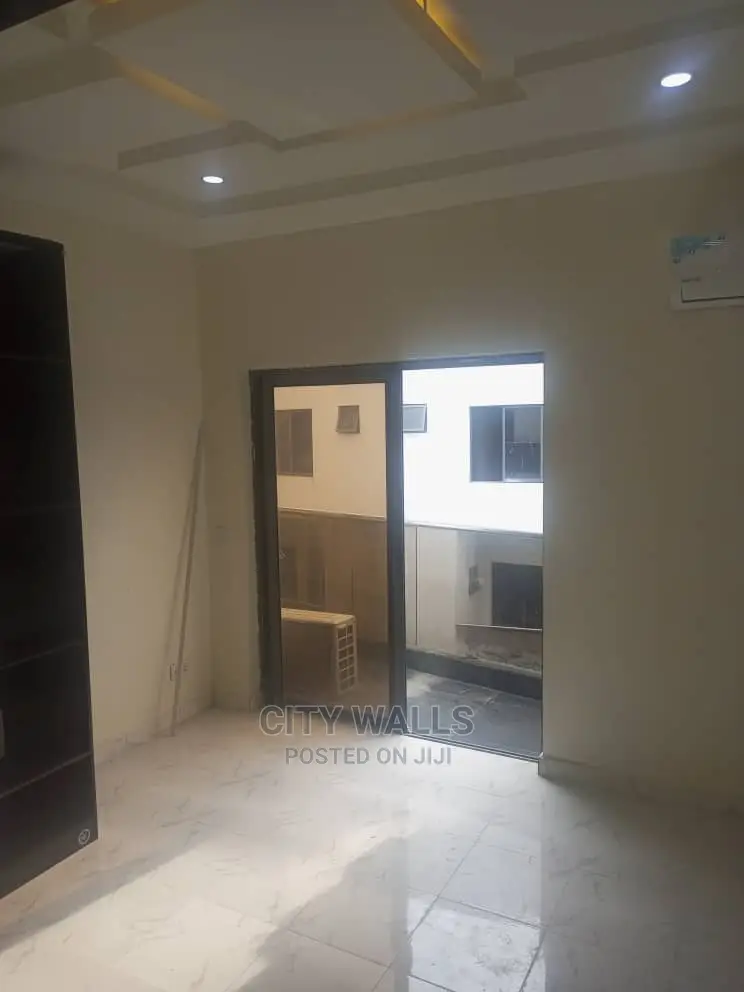 2bdrm Block of Flats in Ikate for Rent