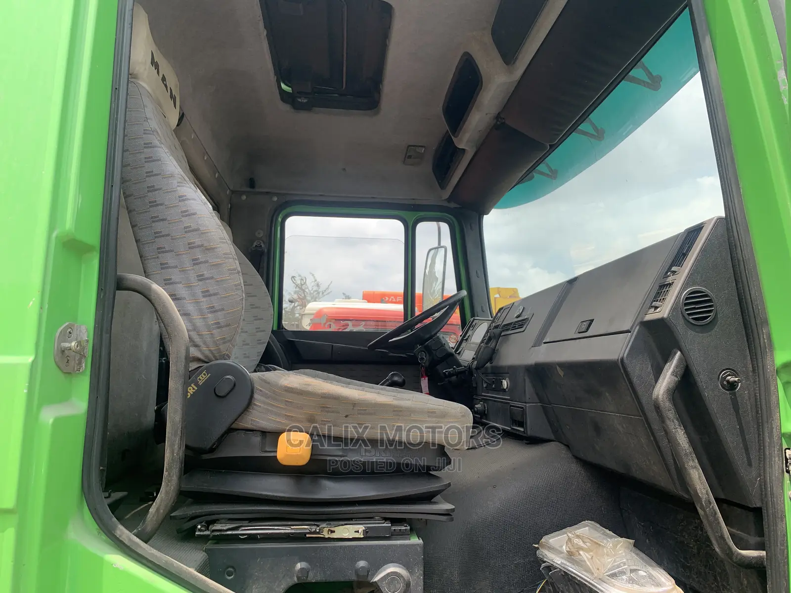 Foreign Used 6 Tyres Man-Diesel Tipper Truck With Haib