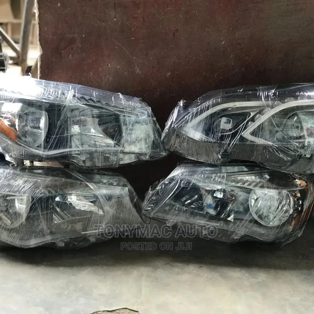 Mercedes-Benz CLA 250 Headlights