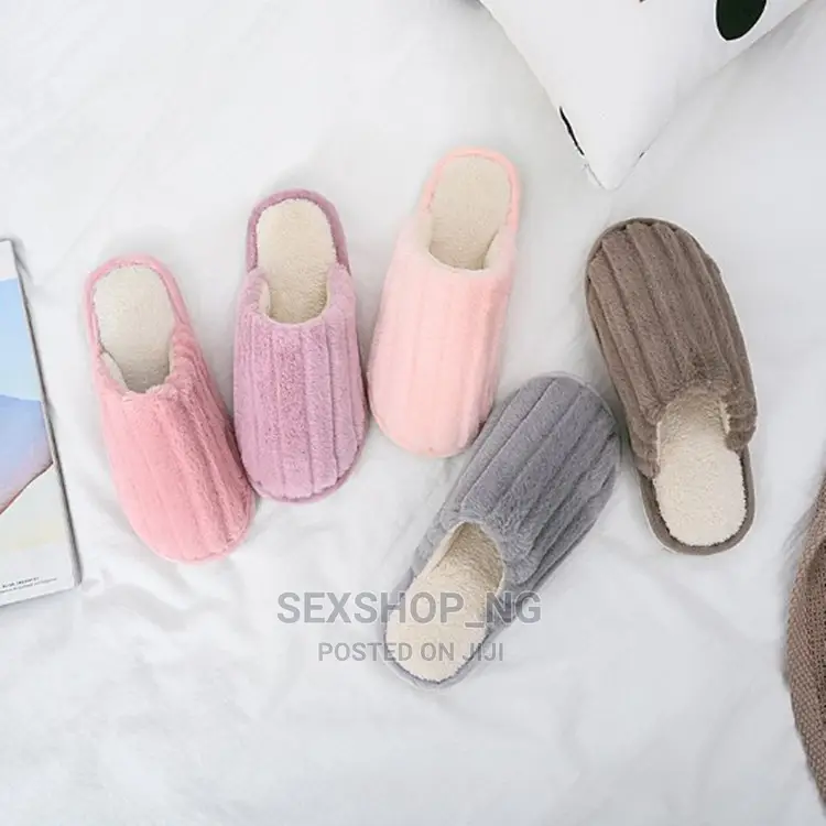 Warm Cozy Unisex Slippers Fuzzy Indoor Warm Cuddly Wear