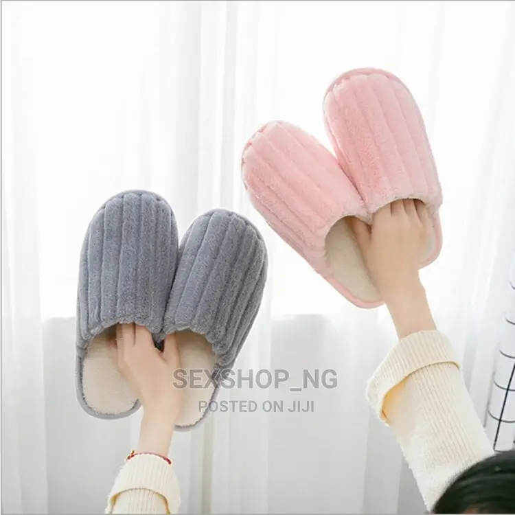 Warm Cozy Unisex Slippers Fuzzy Indoor Warm Cuddly Wear