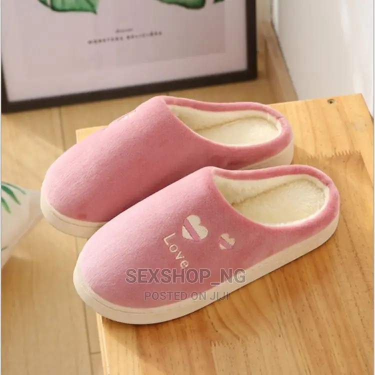 Warm Cozy Unisex Slippers Fuzzy Indoor Classy Foot Wear