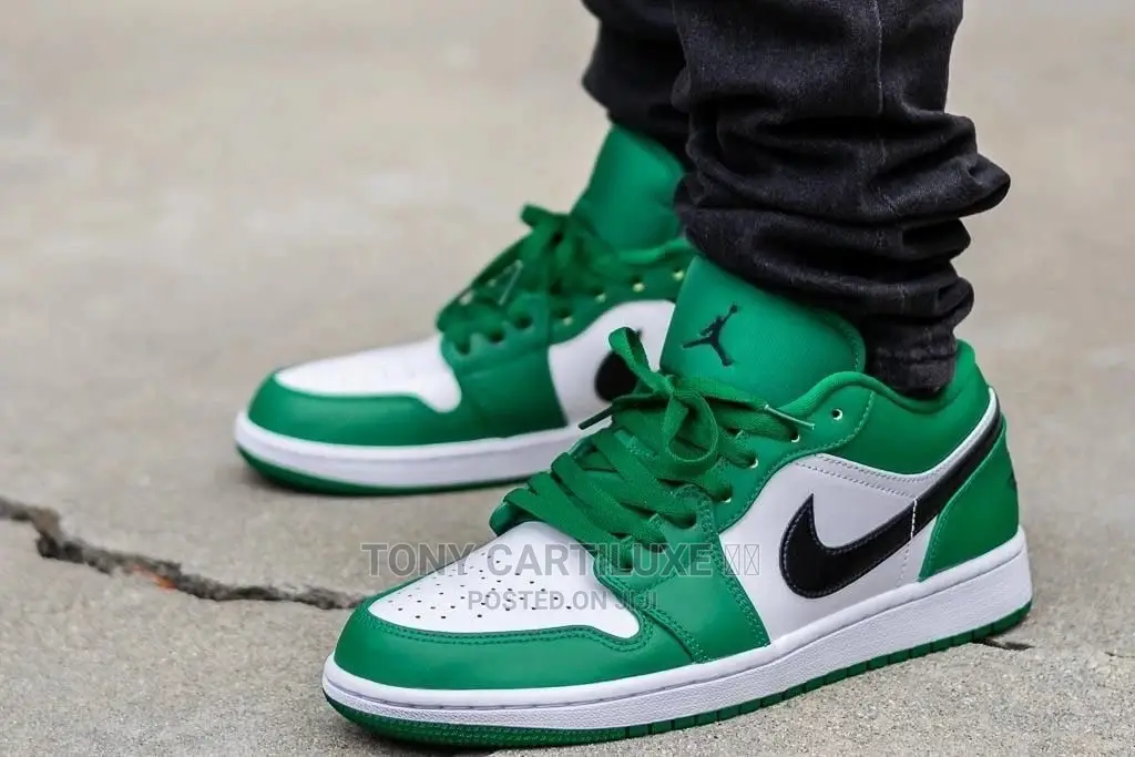 *Nike Air Jordan 1 Low – Pine Green*