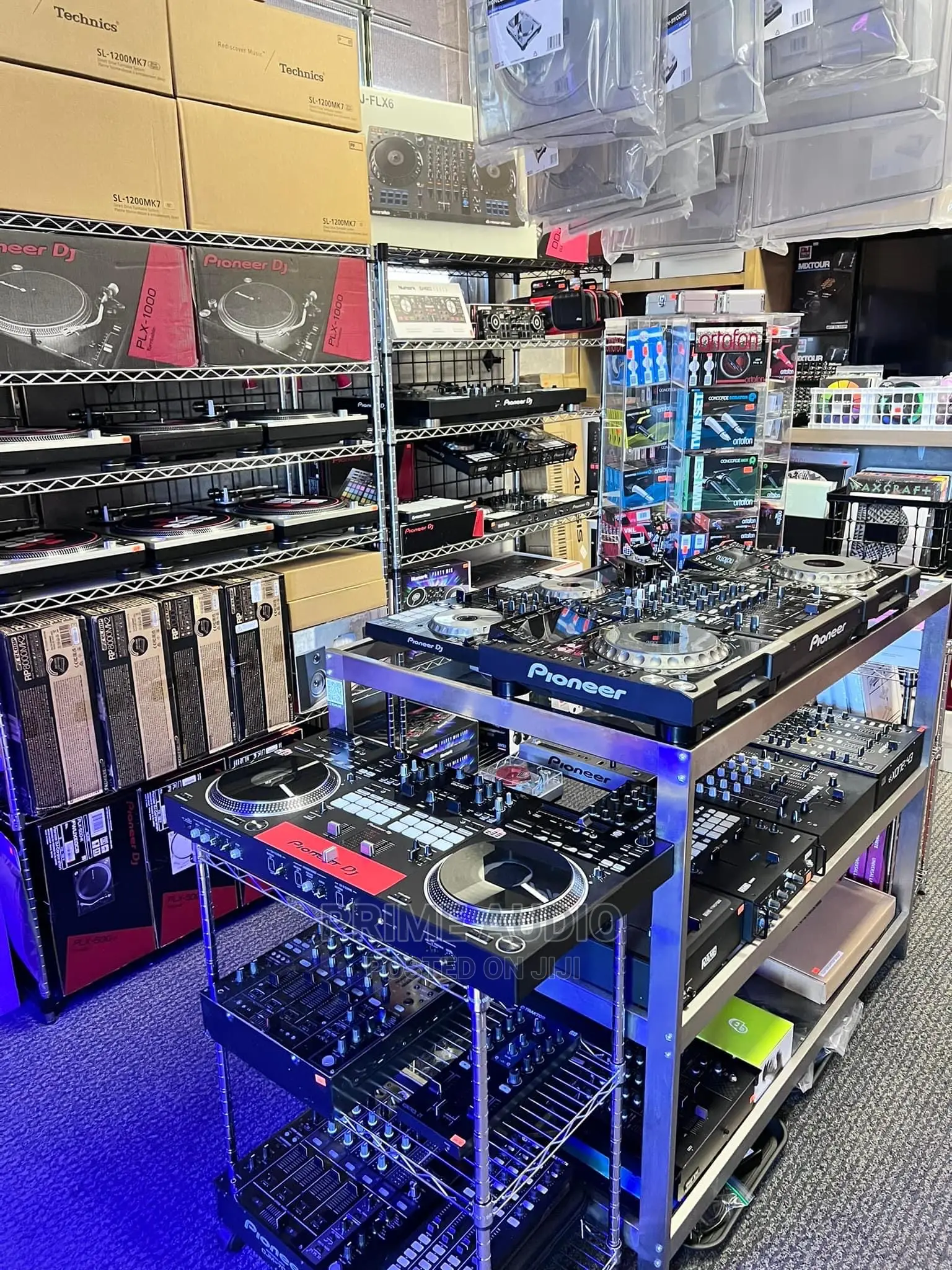 Pioneer DDJ - REV1 Serato Controller