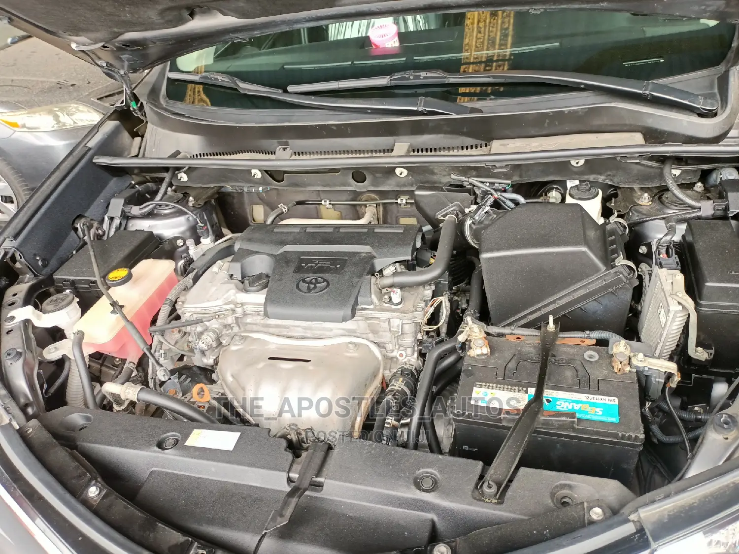 Toyota RAV4 LE FWD (2.5L 4cyl 6A) 2017 Gray