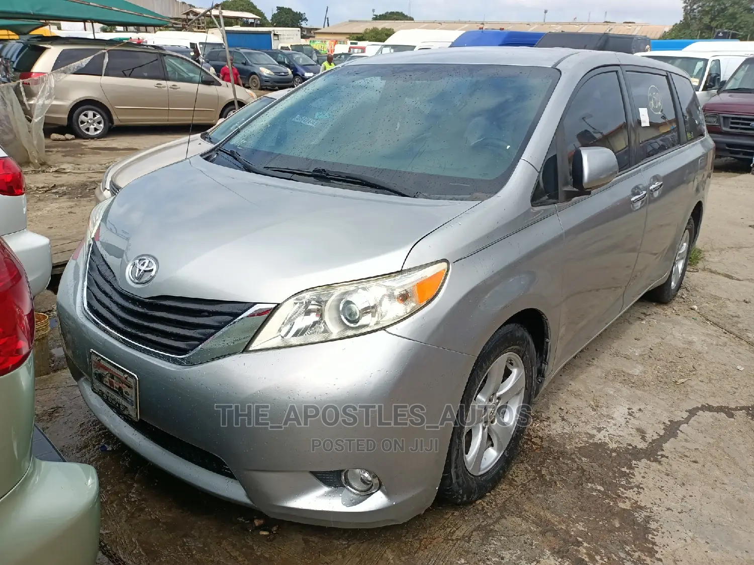 Toyota Sienna LE 7 Passenger 2012 Silver