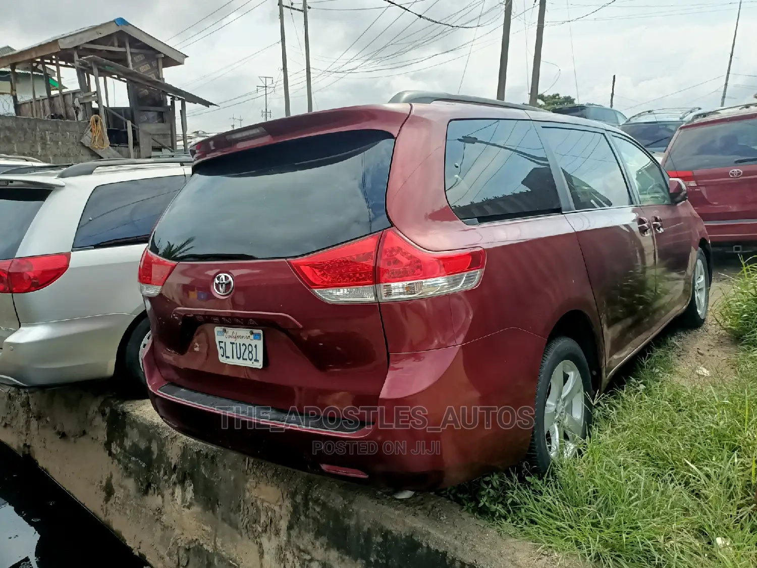 Toyota Sienna LE 7 Passenger 2011 Red