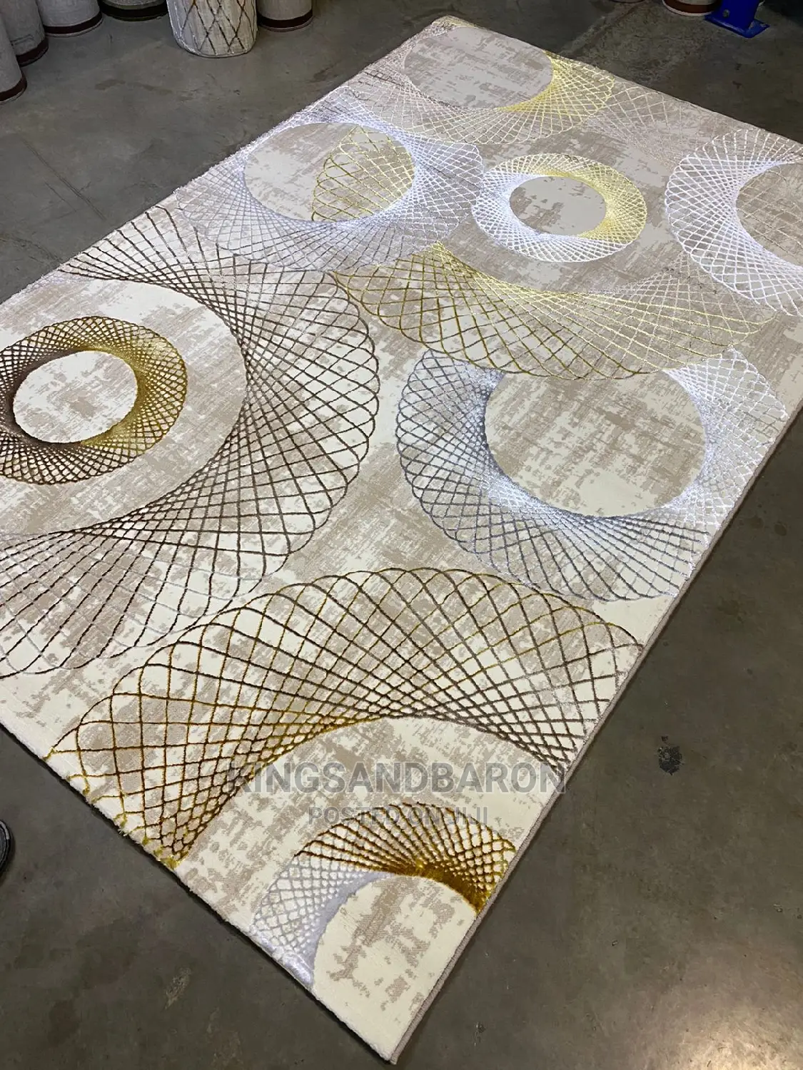 5*7fts Beige and Gold Turkey Center Rug(4*6,7*10)