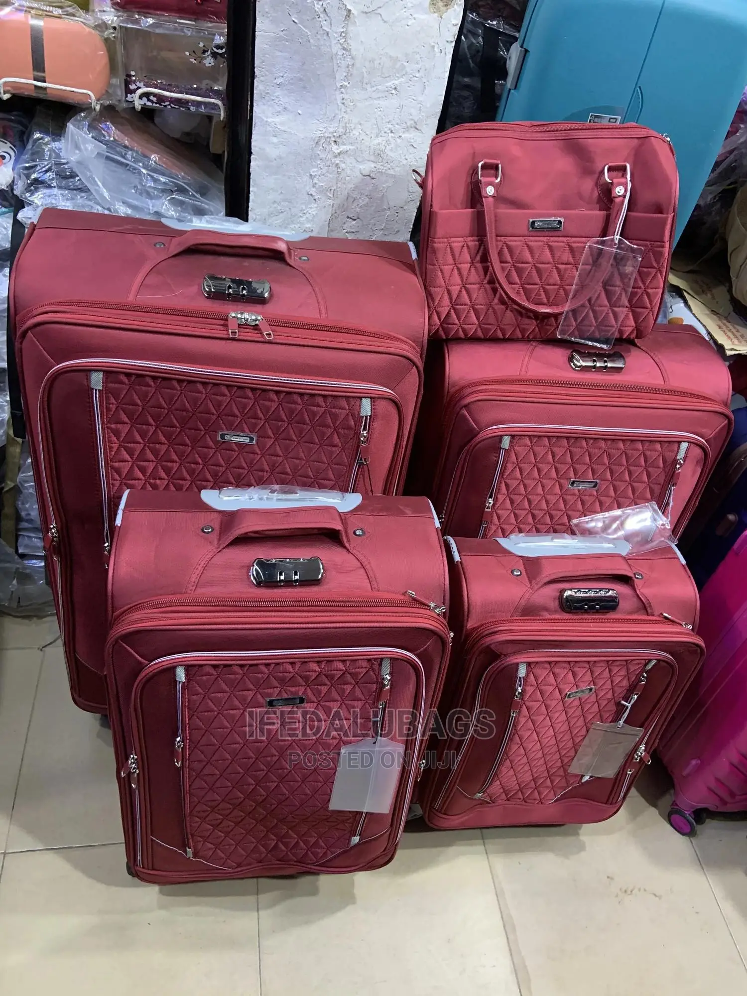 Set Of 5 Traveling Luggage