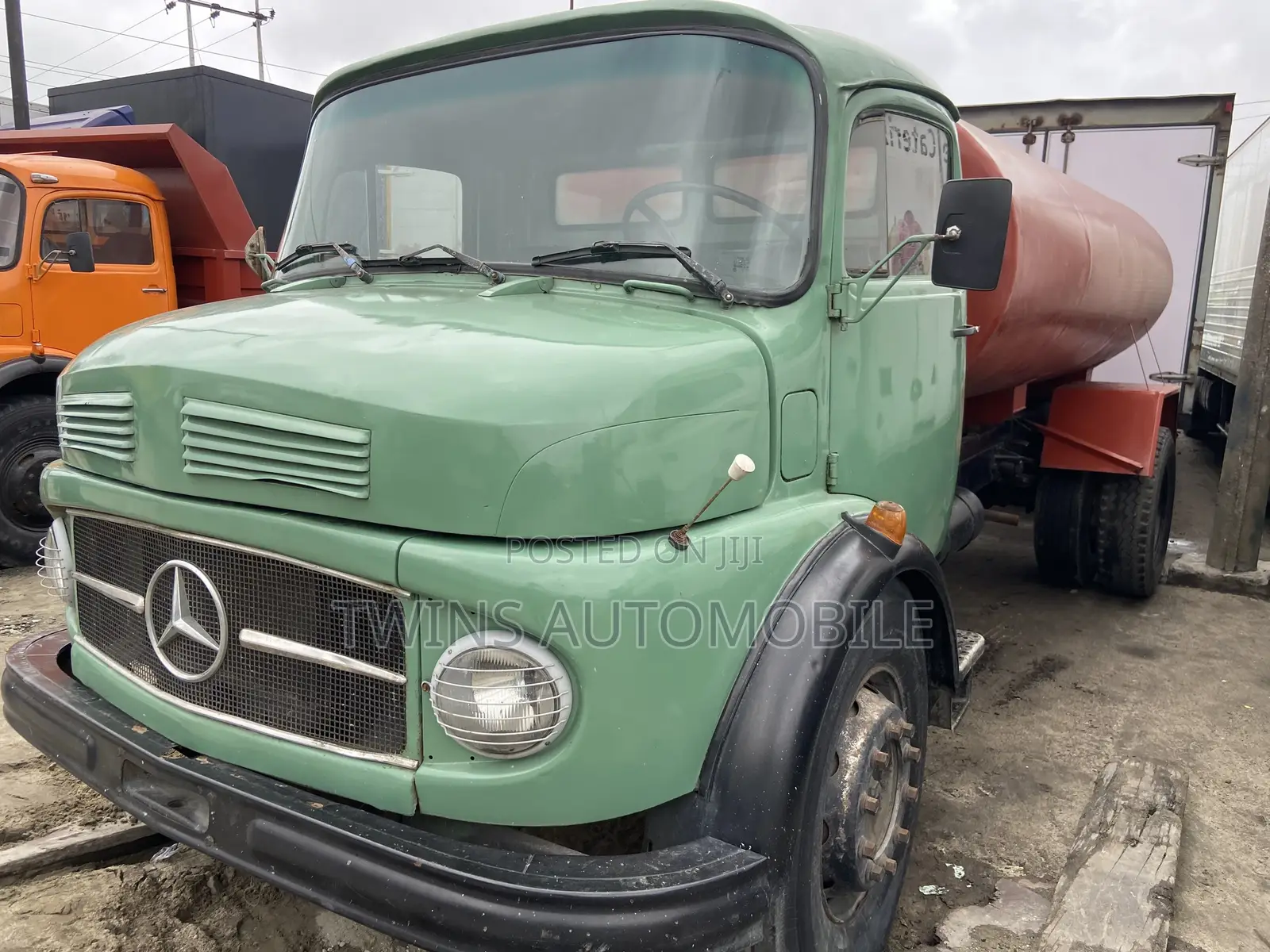 Mercedes-Benz Water Tanker Truck
