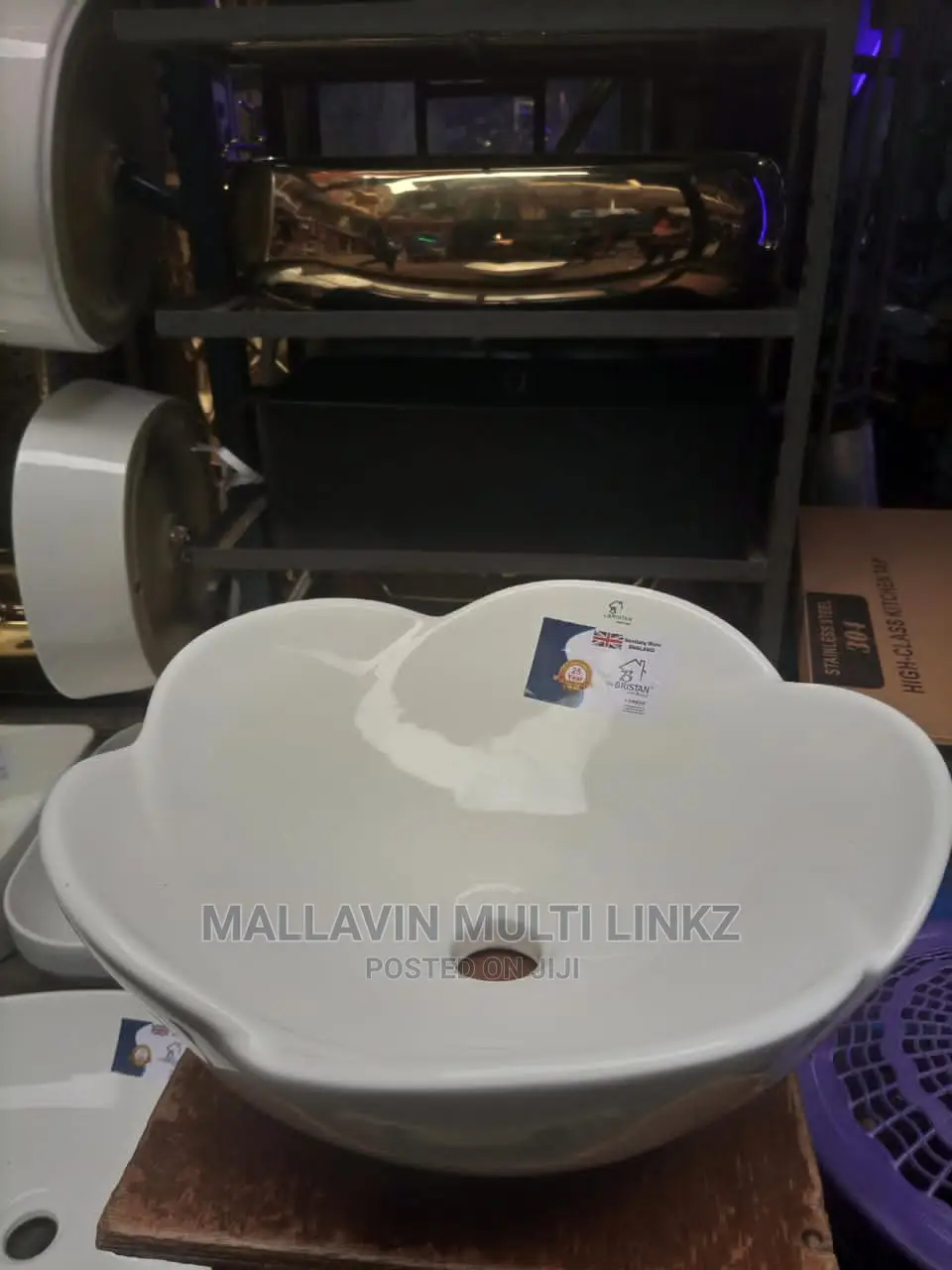 Ceramic Bathroom Sinks (Countertop Basins)