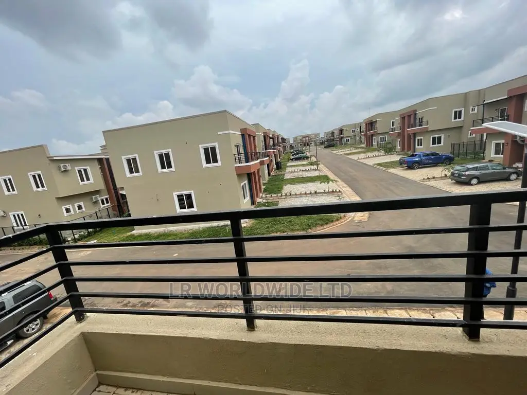 4bdrm Duplex in Lokogoma for sale