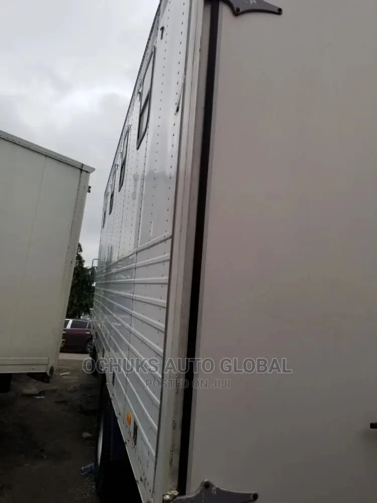 DAF 2500 Trucks