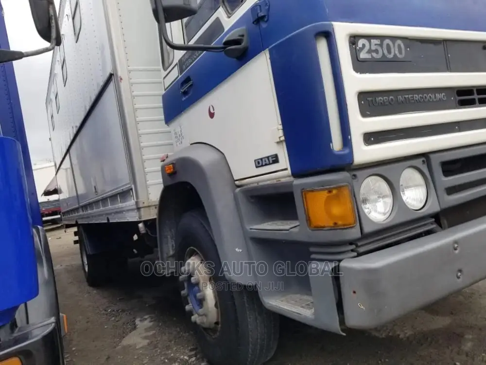 DAF 2500 Trucks