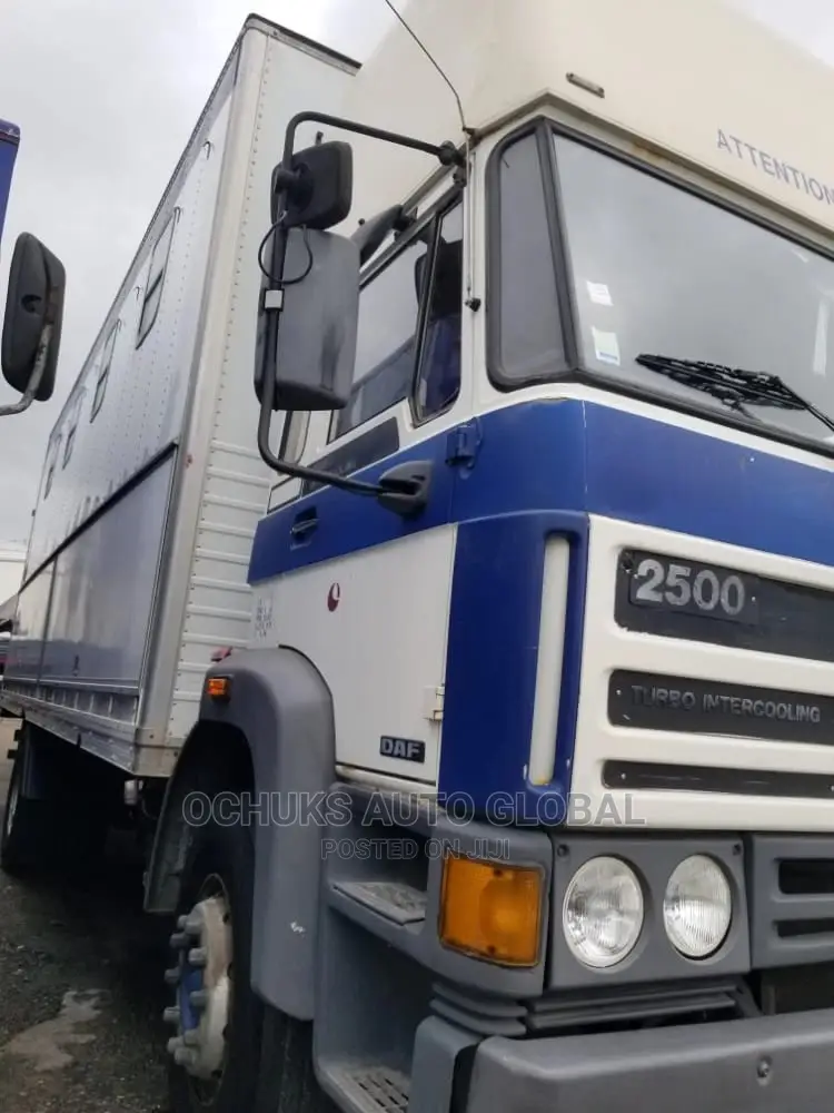DAF 2500 Trucks