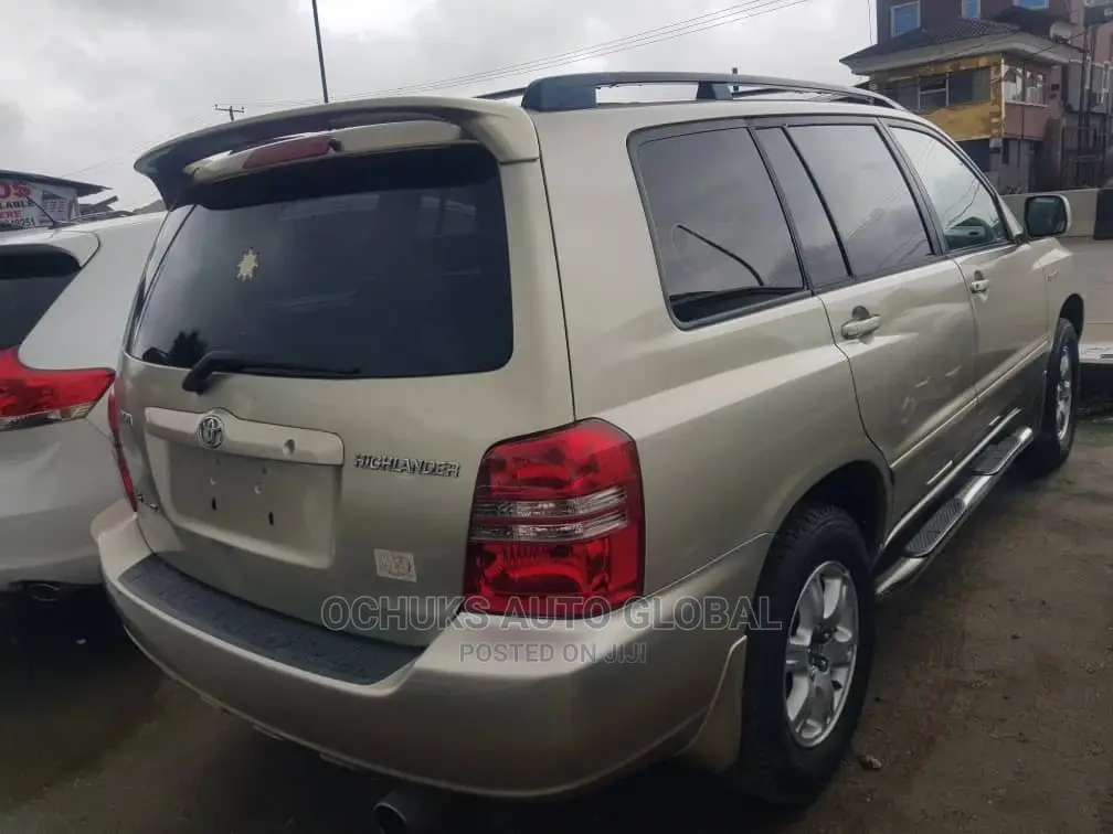 Toyota Highlander Limited V6 4x4 2004 Gold