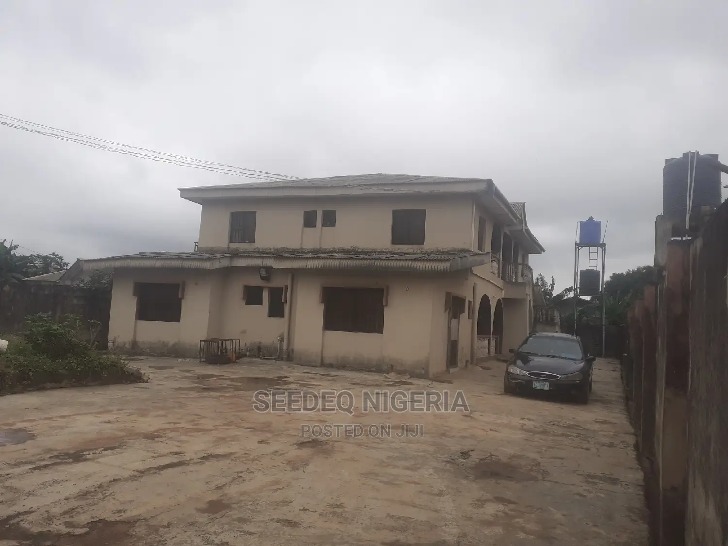 10bdrm Block of Flats in Oreyo Road, Igbogbo for sale