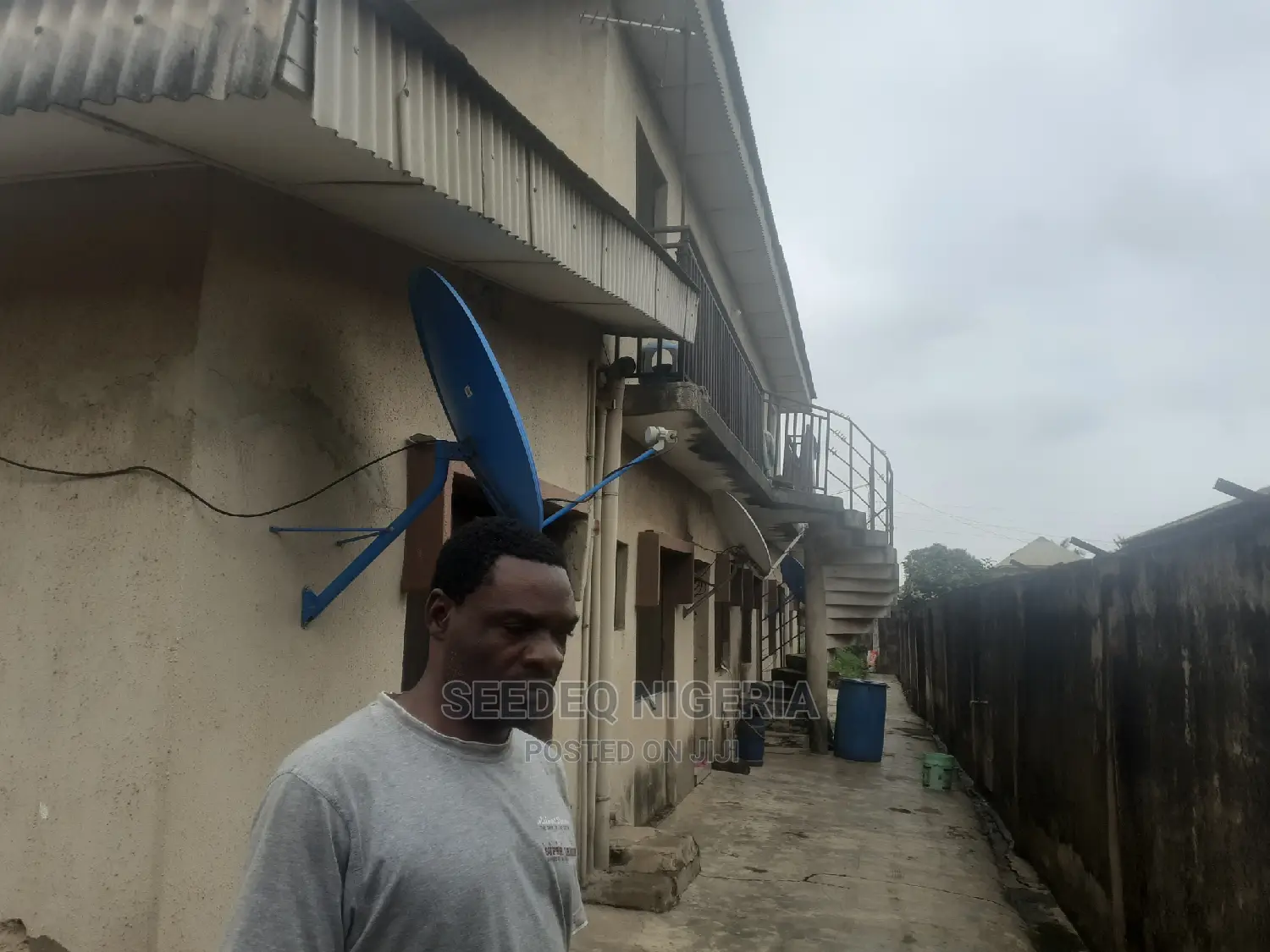 10bdrm Block of Flats in Oreyo Road, Igbogbo for sale