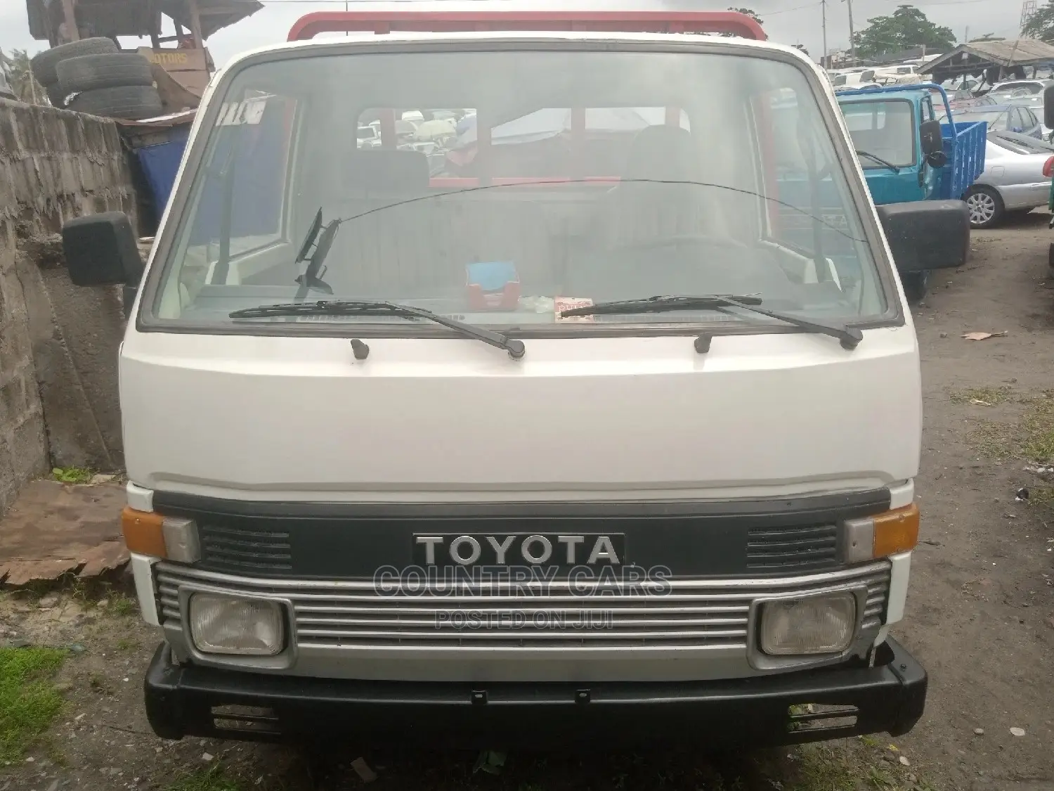 Toyota DYNA100