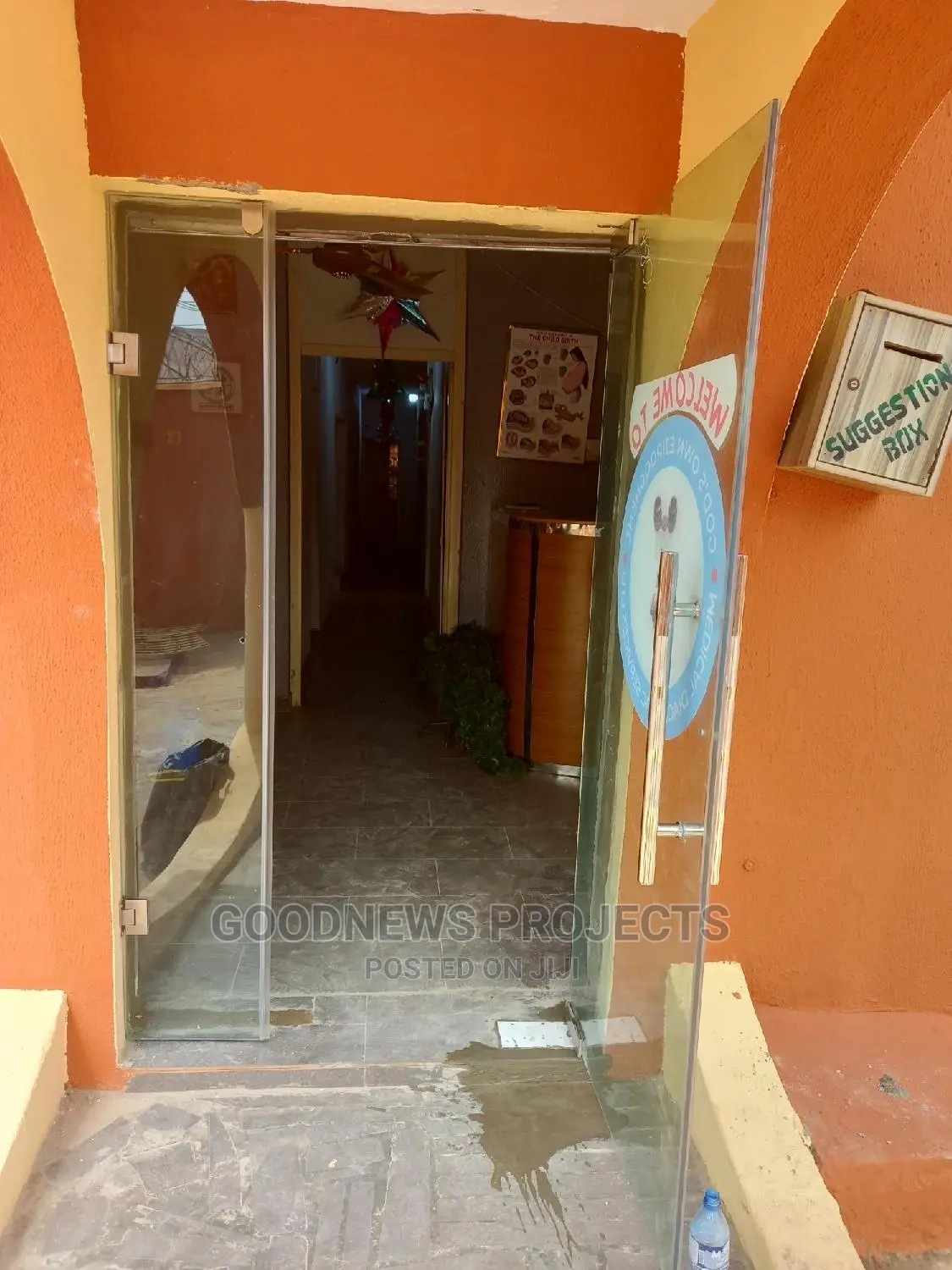 Customized Entrance Frameless Glass Door