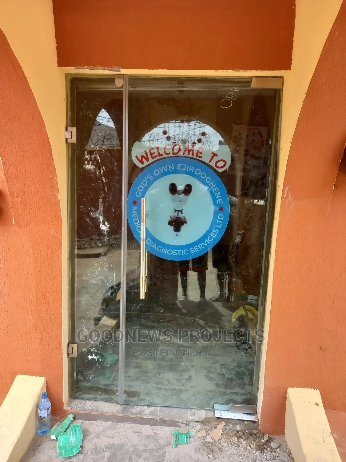 Customized Entrance Frameless Glass Door