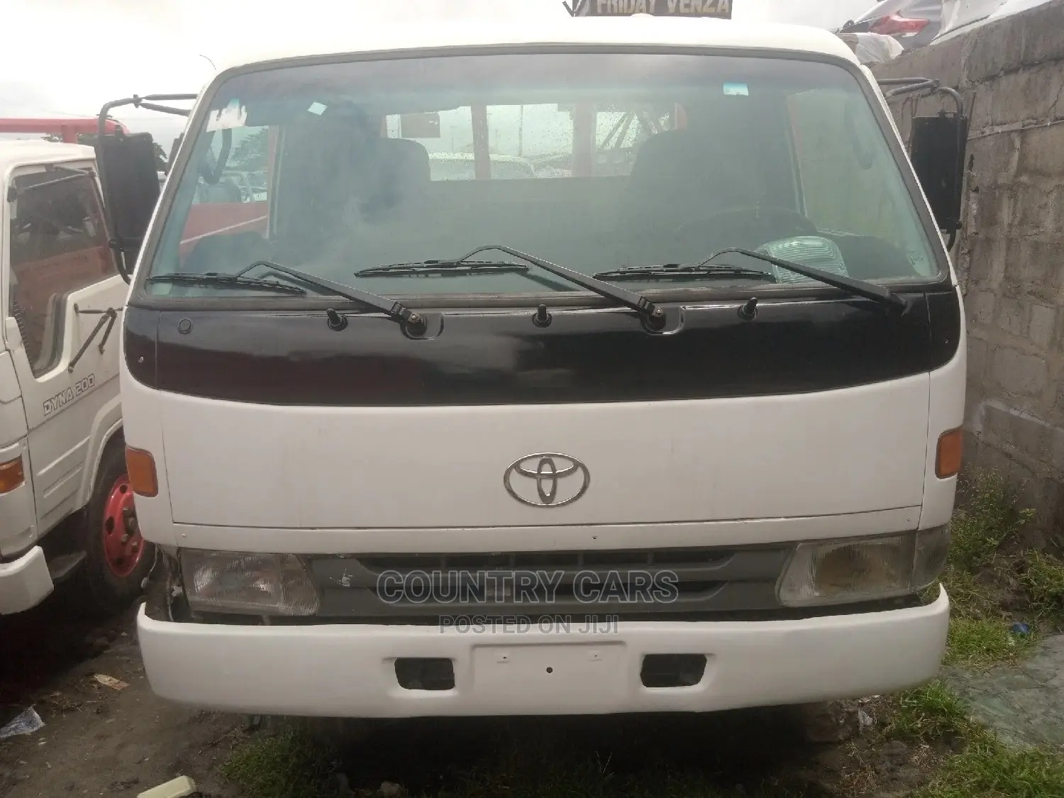 Toyota Dyna 300