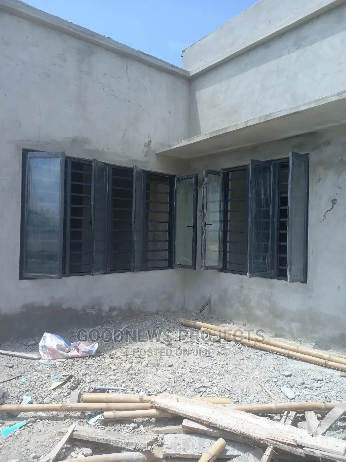 4 Panels Aluminium Window With Burglary and Net