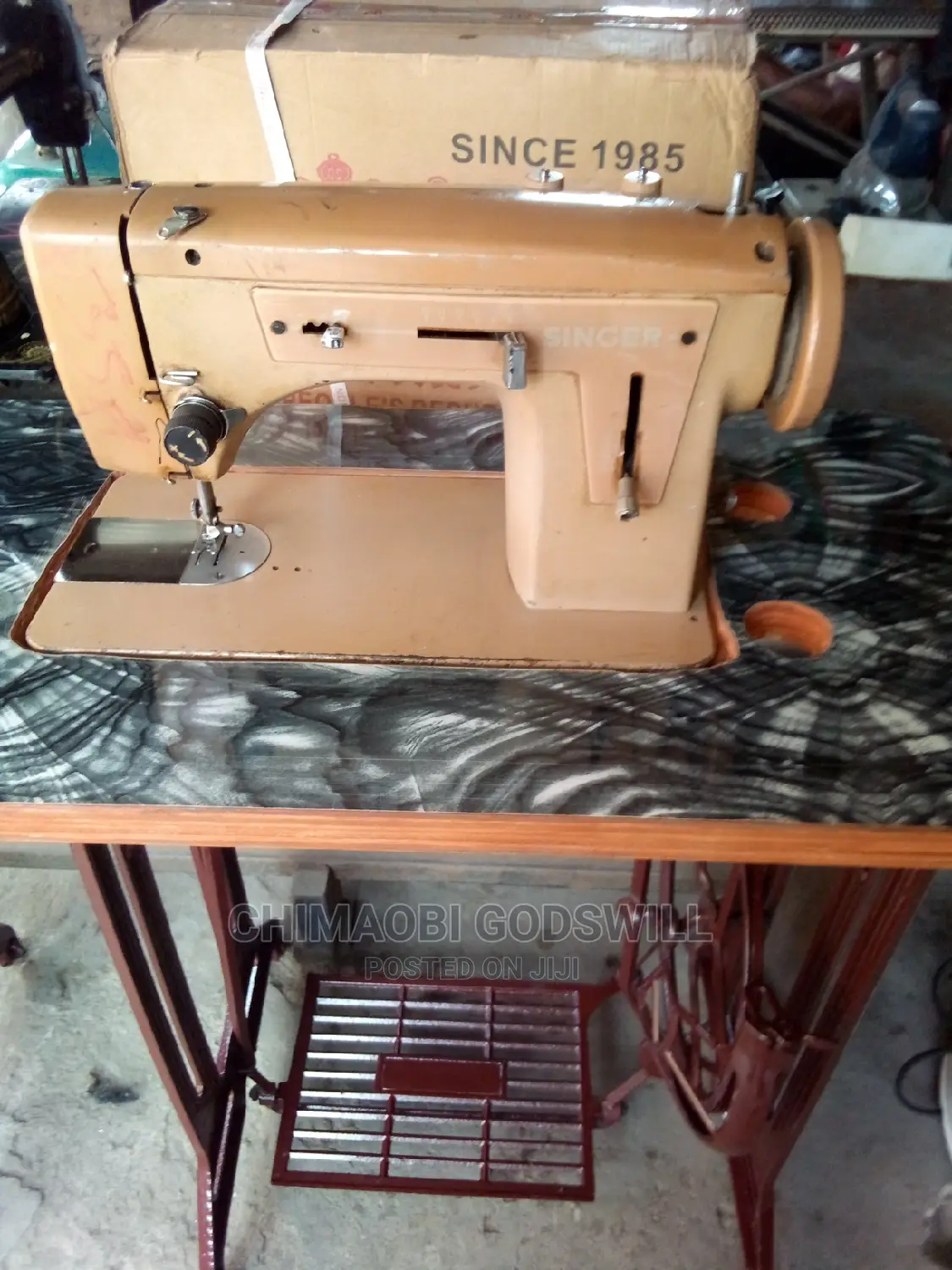 Complete Zig Zag Sewing Machin
