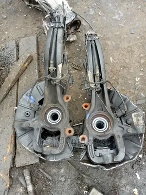 Front Hub Touareg 2005 2010