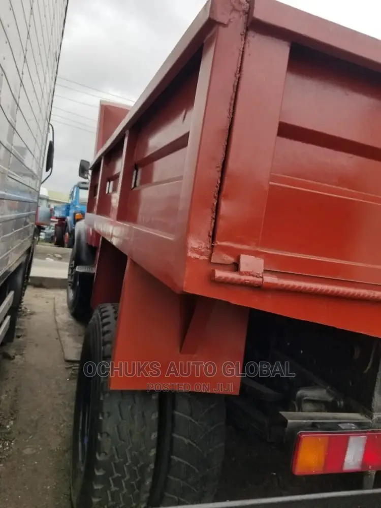 Tipper 911