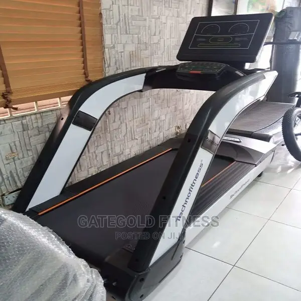 Lb-E03 Commercial LED Treadmill (Black, White)